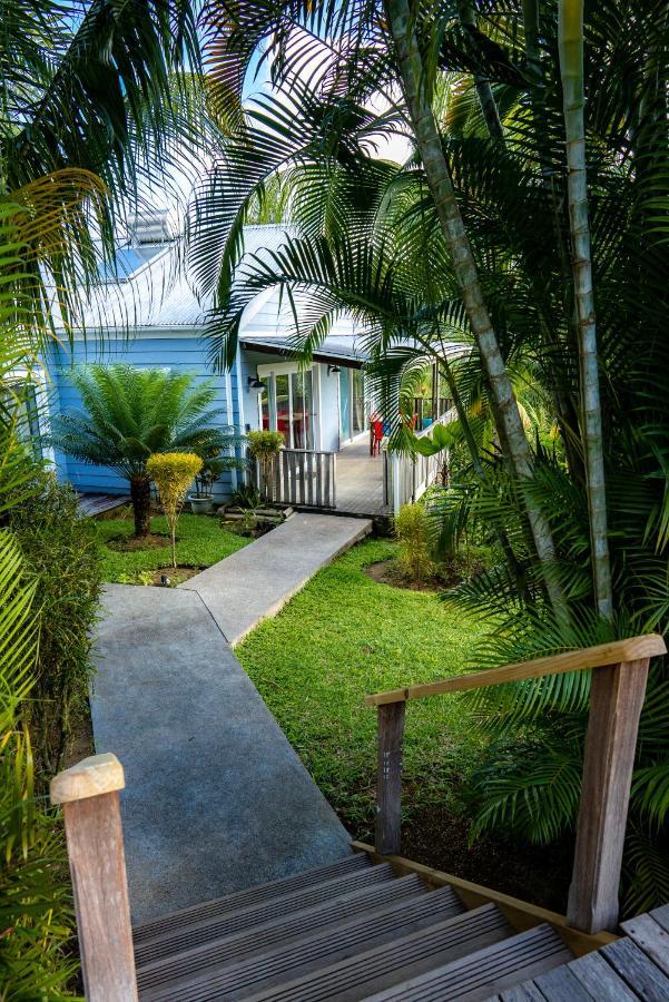 Red Coconut Self-Catering Apartment Baie Lazare  Exterior foto